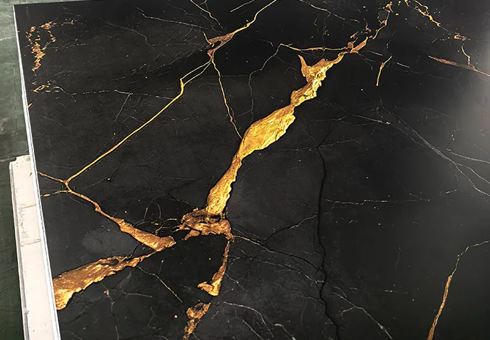 कार्बन क्रिस्टल पर्खाल प्यानल को फाइदा।